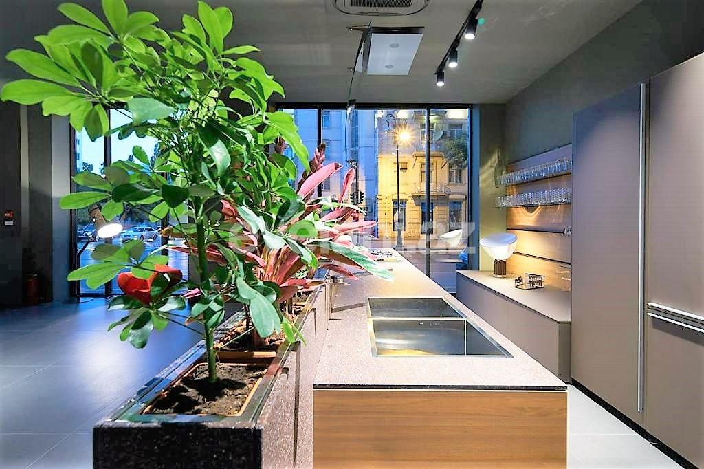 Kirayə verilir, obyekt, 300 m², Bakı, Səbail r, 28 may m.