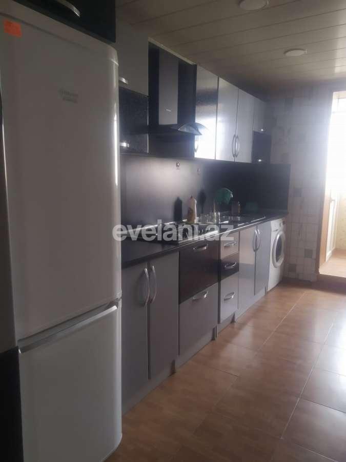 Kirayə verilir, köhnə tikili, 3 otaqlı, 65 m², Bakı, Nəsimi r, 4-cü mikrorayon q, Memar Əcəmi m.