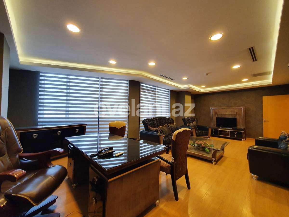 Satılır, ofis, 4 otaqlı, 230 m², Bakı, Nərimanov r, 28 may m.