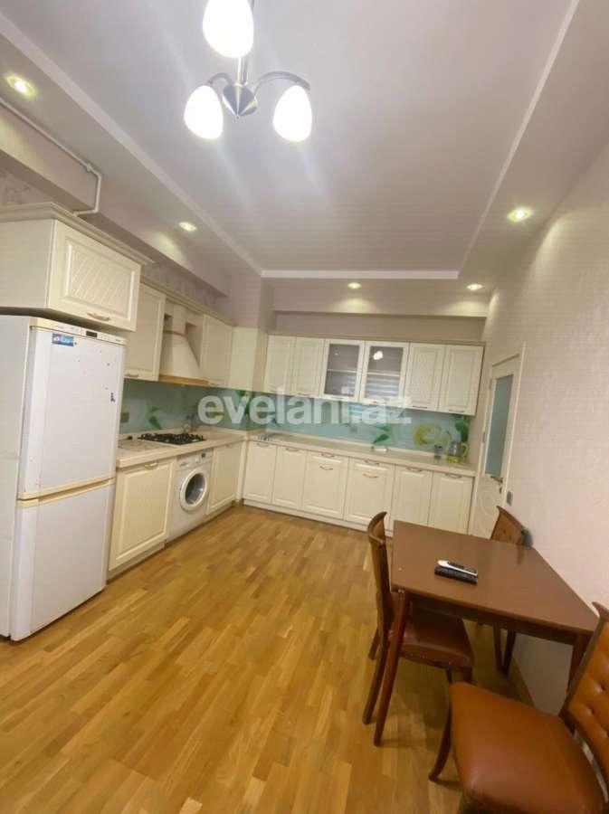 Satılır, yeni tikili, 2 otaqlı, 49 m², Bakı, Nizami r, Qara Qarayev m.