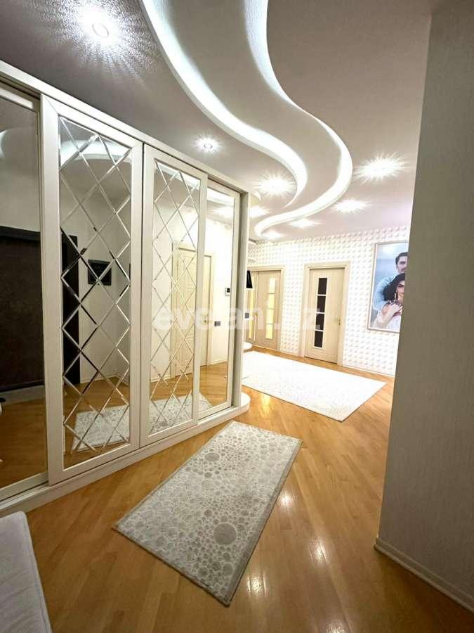 Satılır, yeni tikili, 4 otaqlı, 160 m², Bakı, Binəqədi r, 9-cu mikrorayon q, Nəsimi m.