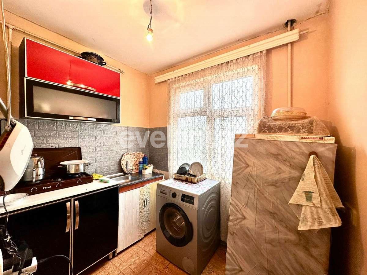 Satılır, köhnə tikili, 2 otaqlı, 49.98 m², Bakı, Nizami r, 8-ci kilometr q, Xalqlar Dostluğu m.