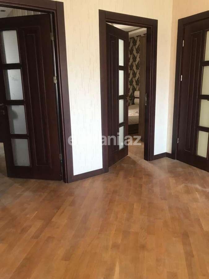 Satılır, həyət evi / bağ, 6 otaqlı, 300 m², Bakı, Abşeron r, Masazır q.