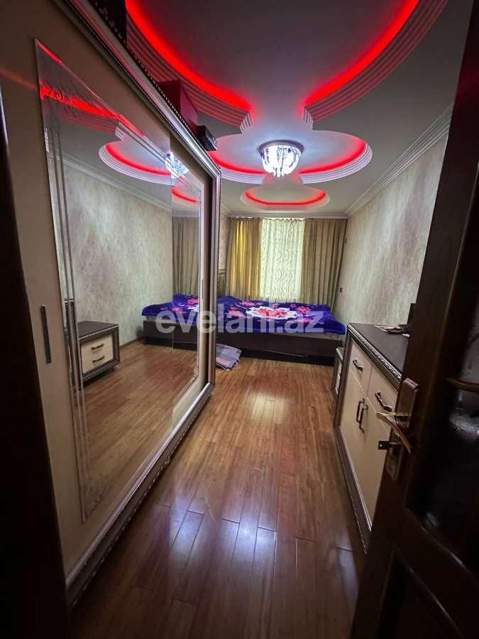 Satılır, köhnə tikili, 3 otaqlı, 70 m², Bakı, Nizami r, Qara Qarayev m.