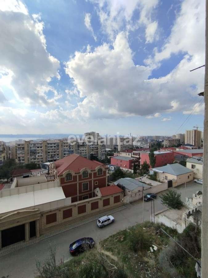 Sale, old building, 3 room, 80 m², Baku, Khatai r, Ahmedli d, Hazi Aslanov m.