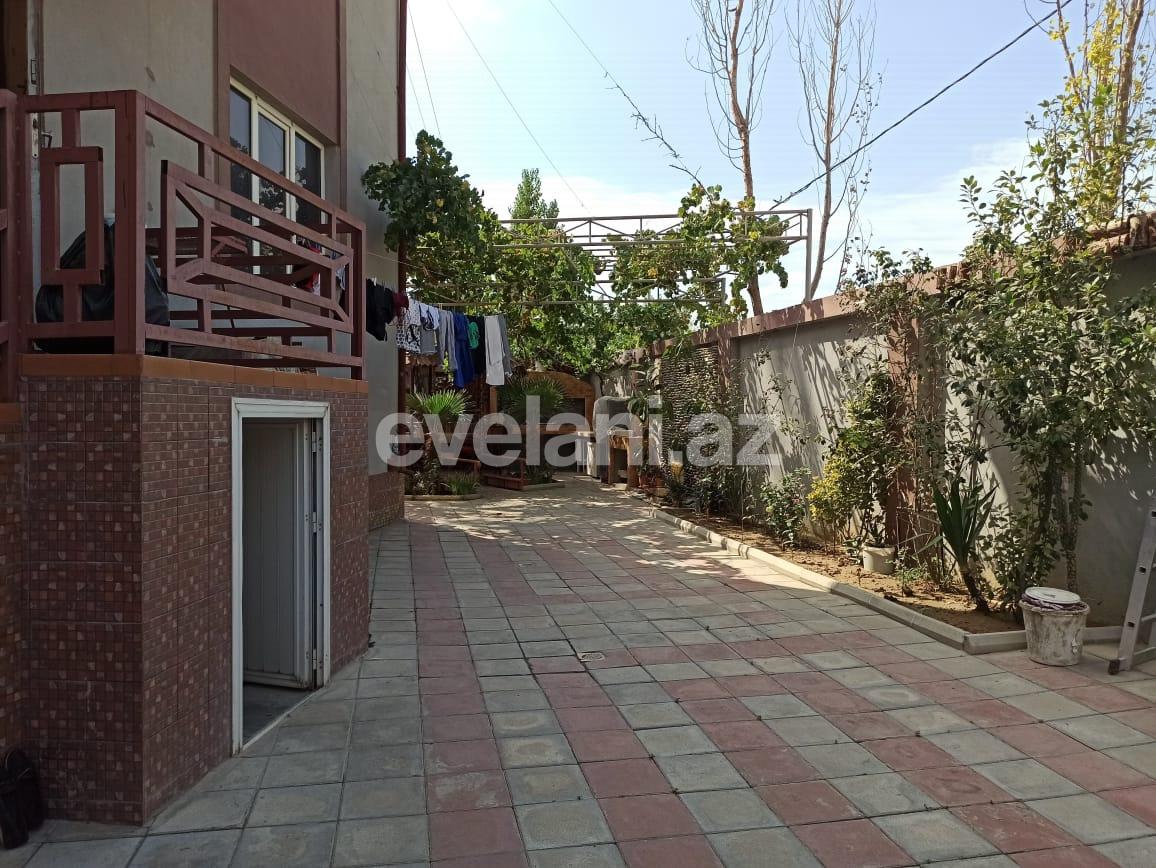 Satılır, həyət evi / bağ, 7 otaqlı, 300 m², Bakı, Binəqədi r, M. Rəsulzadə q, Azadlıq prospekti m.