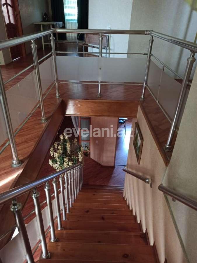 Satılır, həyət evi / bağ, 7 otaqlı, 300 m², Bakı, Binəqədi r, M. Rəsulzadə q, Azadlıq prospekti m.