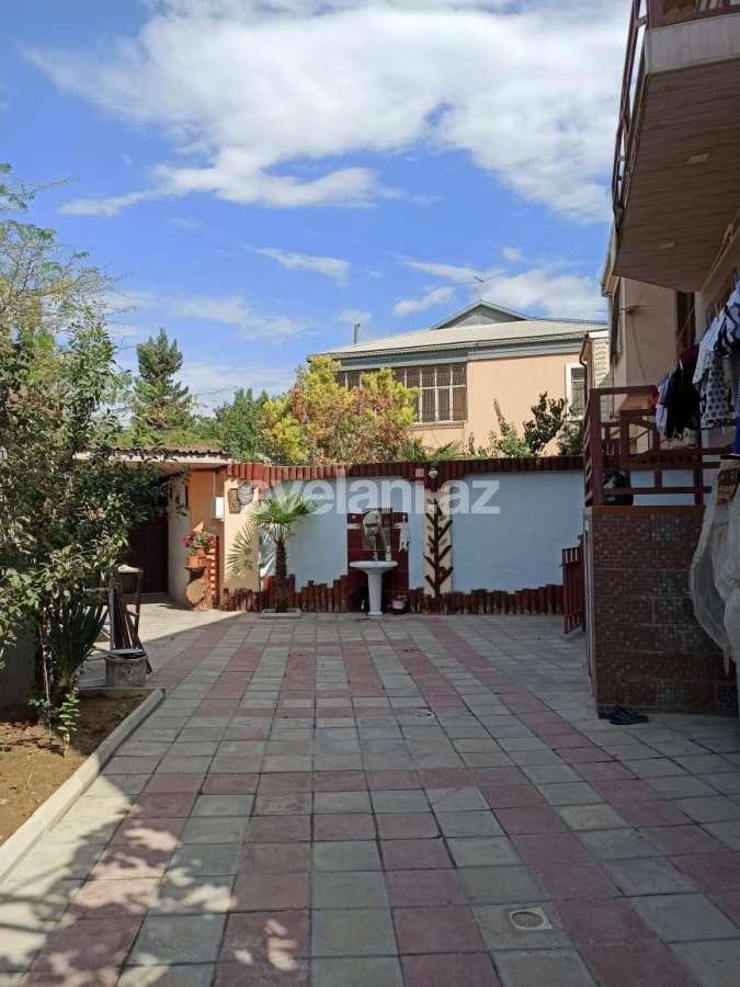 Satılır, həyət evi / bağ, 7 otaqlı, 300 m², Bakı, Binəqədi r, M. Rəsulzadə q, Azadlıq prospekti m.
