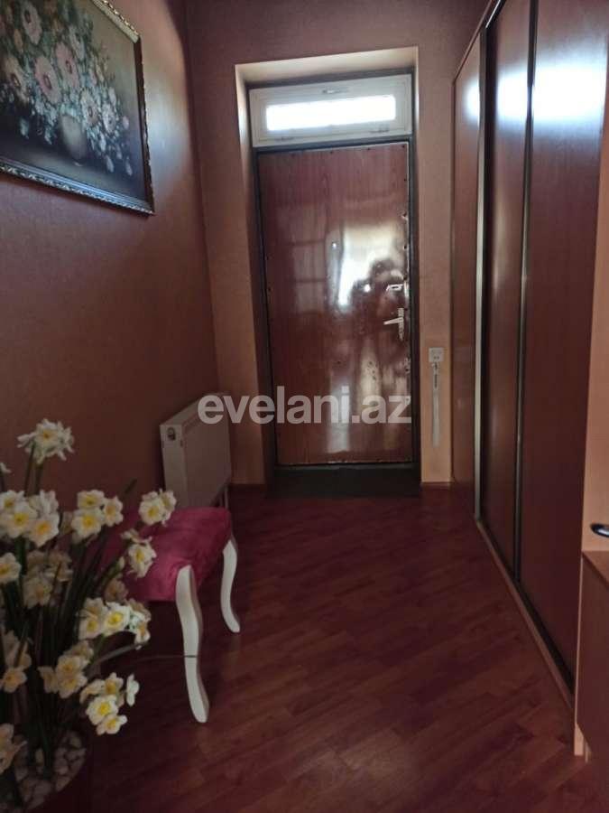 Satılır, həyət evi / bağ, 7 otaqlı, 300 m², Bakı, Binəqədi r, M. Rəsulzadə q, Azadlıq prospekti m.