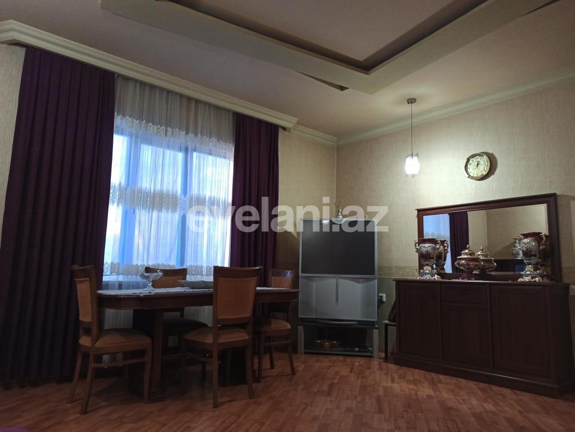 Satılır, həyət evi / bağ, 7 otaqlı, 300 m², Bakı, Binəqədi r, M. Rəsulzadə q, Azadlıq prospekti m.