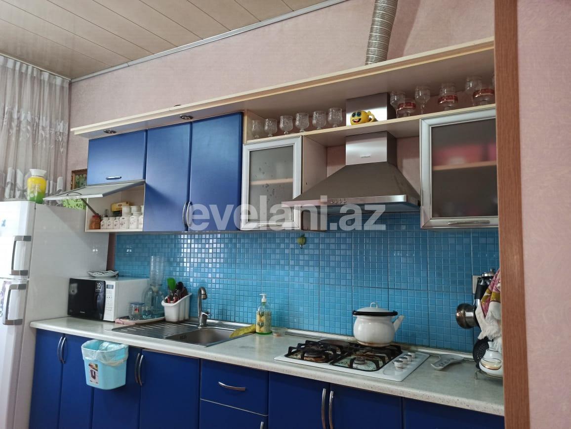 Satılır, həyət evi / bağ, 7 otaqlı, 300 m², Bakı, Binəqədi r, M. Rəsulzadə q, Azadlıq prospekti m.