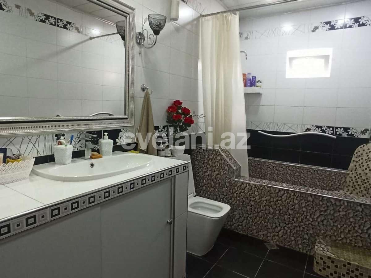 Satılır, həyət evi / bağ, 7 otaqlı, 300 m², Bakı, Binəqədi r, M. Rəsulzadə q, Azadlıq prospekti m.