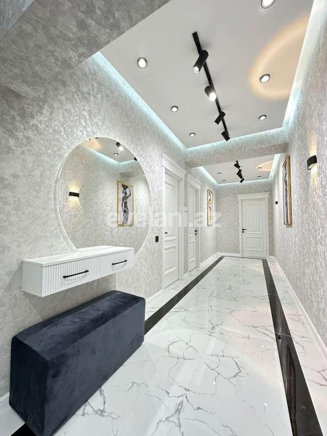 Satılır, yeni tikili, 3 otaqlı, 130 m², Bakı, Nizami r, 8-ci kilometr q, Qara Qarayev m.