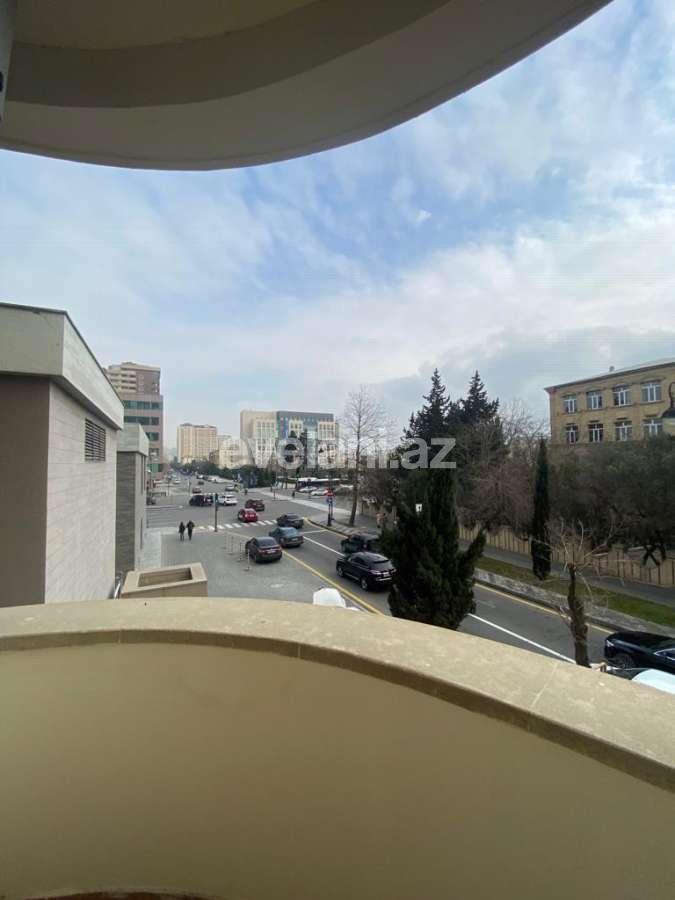 Kirayə verilir, yeni tikili, 4 otaqlı, 192 m², Bakı, Xətai r, Şah İsmayıl Xətai m.