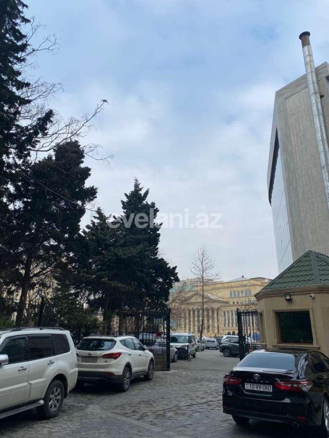 Kirayə verilir, yeni tikili, 4 otaqlı, 192 m², Bakı, Xətai r, Şah İsmayıl Xətai m.