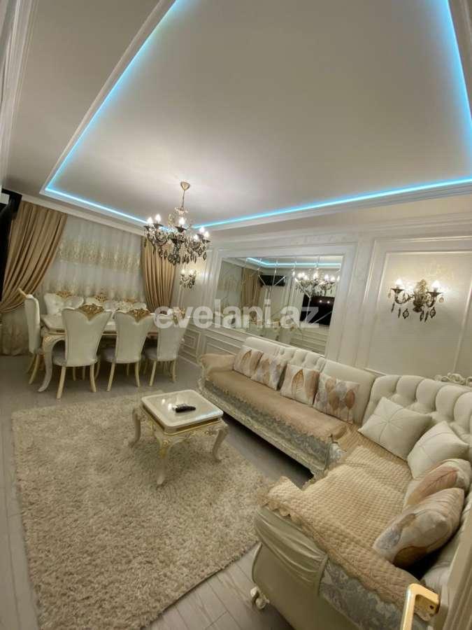 Satılır, köhnə tikili, 4 otaqlı, 106 m², Bakı, Nizami r, Xalqlar Dostluğu m.