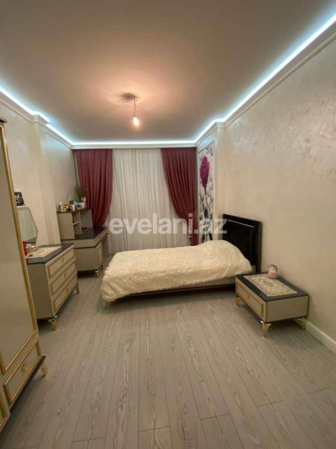 Satılır, köhnə tikili, 4 otaqlı, 106 m², Bakı, Nizami r, Xalqlar Dostluğu m.