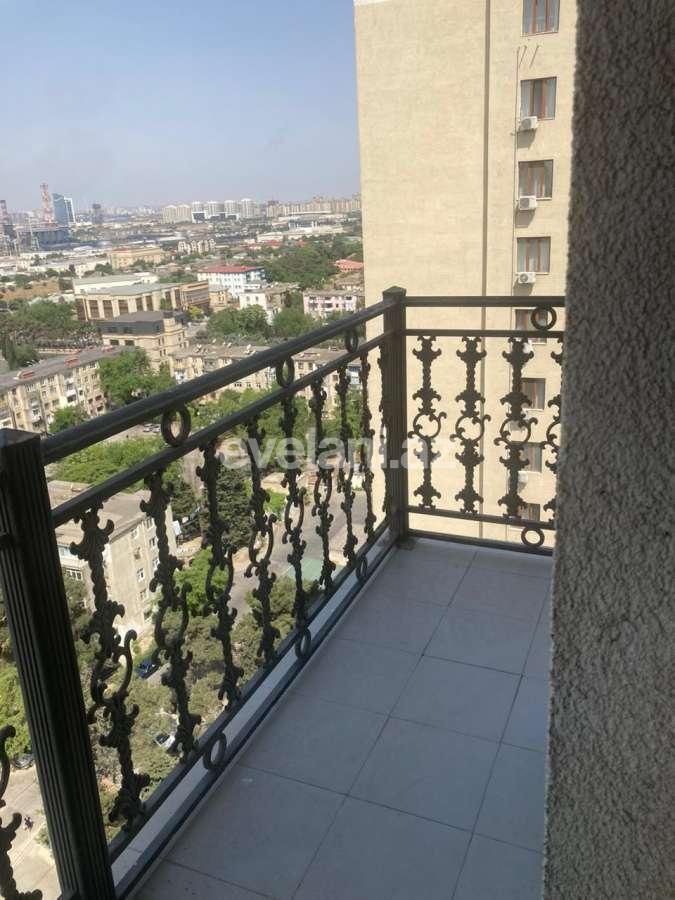 Satılır, yeni tikili, 2 otaqlı, 72 m², Bakı, Nizami r, Neftçilər m.