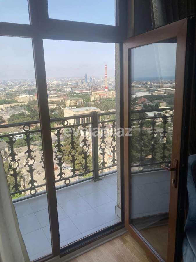 Satılır, yeni tikili, 2 otaqlı, 72 m², Bakı, Nizami r, Neftçilər m.