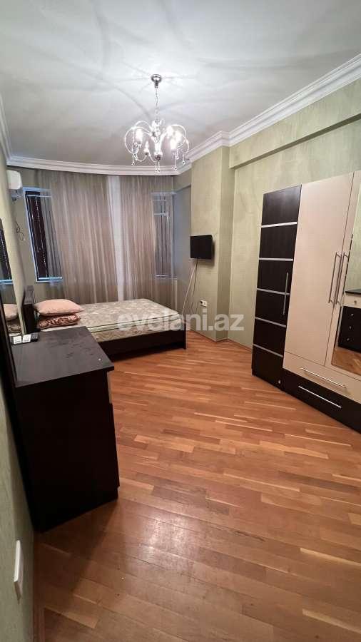 Satılır, yeni tikili, 3 otaqlı, 145 m², Bakı, Yasamal r, Elmlər Akademiyası m.