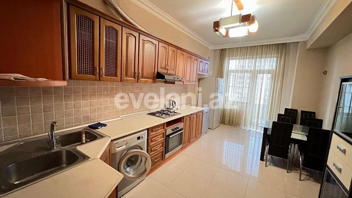 Satılır, yeni tikili, 3 otaqlı, 145 m², Bakı, Yasamal r, Elmlər Akademiyası m.