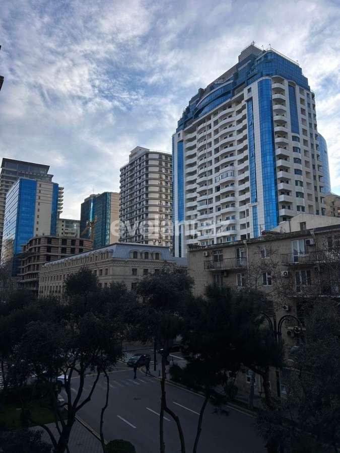 Сдаётся, вторичка, 2-комнаты, 70 m², Баку, Насиминский r, 28 мая m.