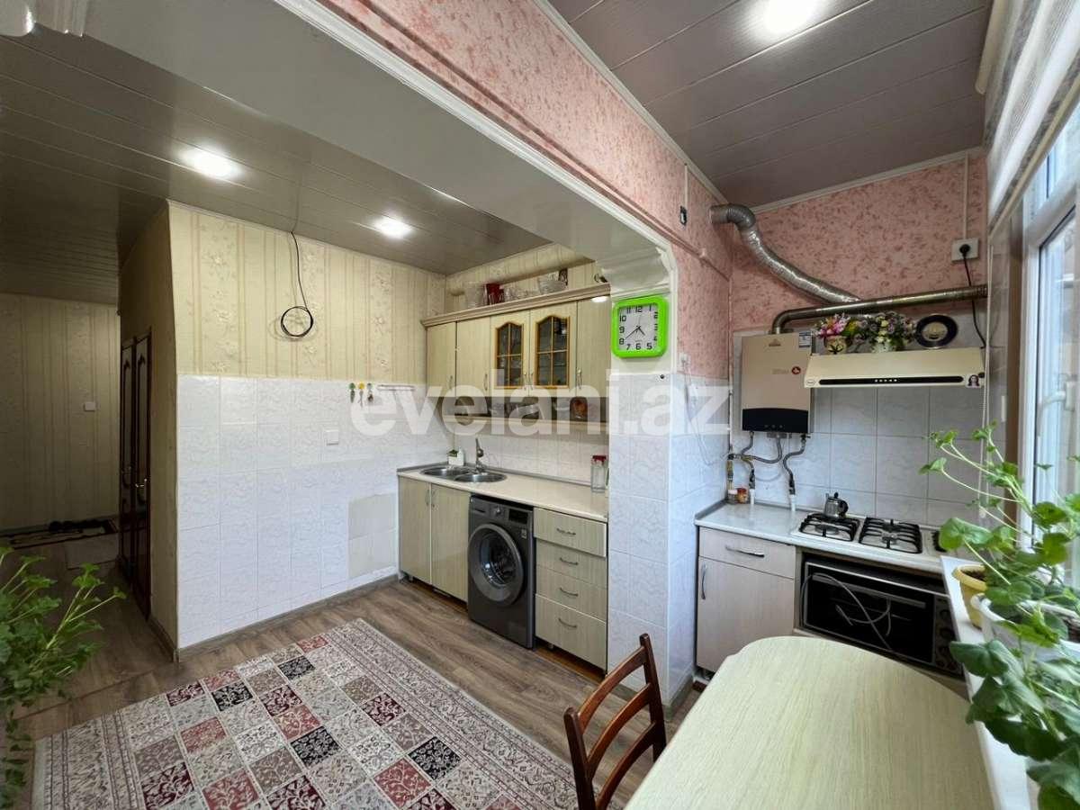 Sale, old building, 2 room, 70 m², Baku, Surakhani r, Yeni Guneshli d.