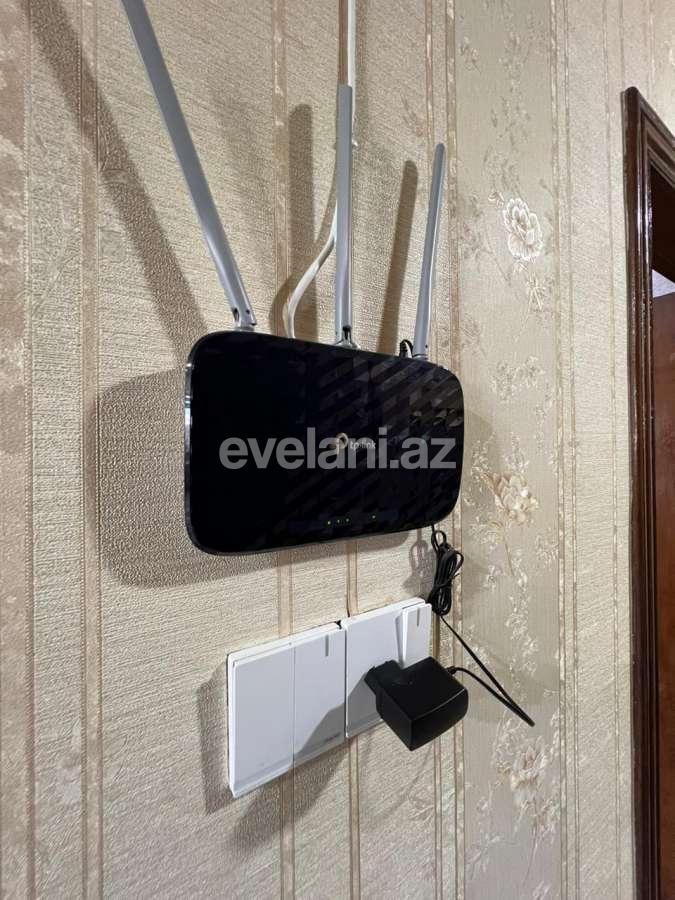 Sale, old building, 2 room, 70 m², Baku, Surakhani r, Yeni Guneshli d.