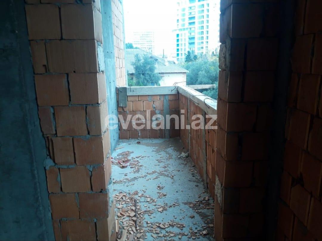 Satılır, yeni tikili, 399 otaqlı, 99 m², Bakı, Nizami r, Qara Qarayev m.