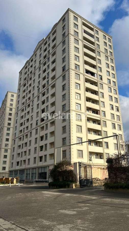 Satılır, yeni tikili, 4 otaqlı, 173 m², Bakı, Yasamal r, Elmlər Akademiyası m.
