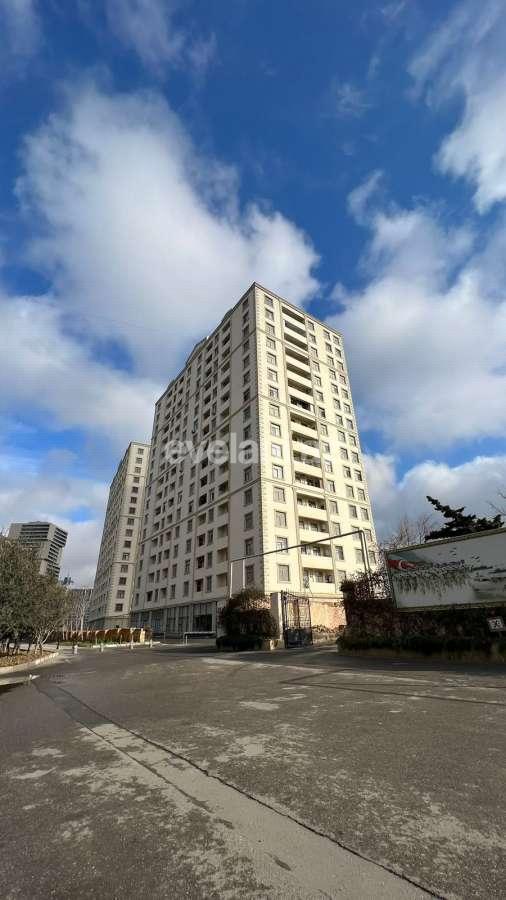 Satılır, yeni tikili, 4 otaqlı, 173 m², Bakı, Yasamal r, Elmlər Akademiyası m.