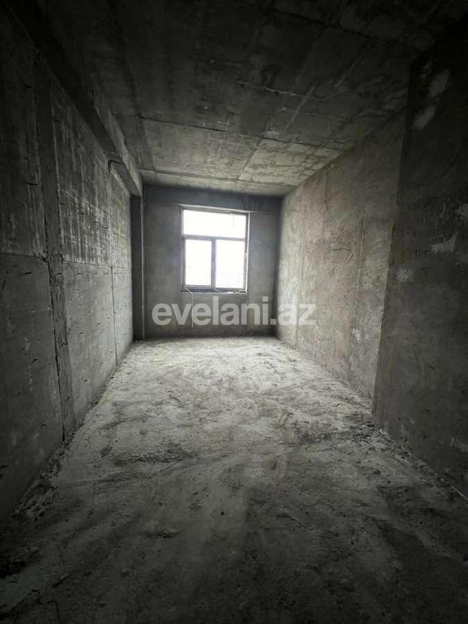 Satılır, yeni tikili, 4 otaqlı, 173 m², Bakı, Yasamal r, Elmlər Akademiyası m.