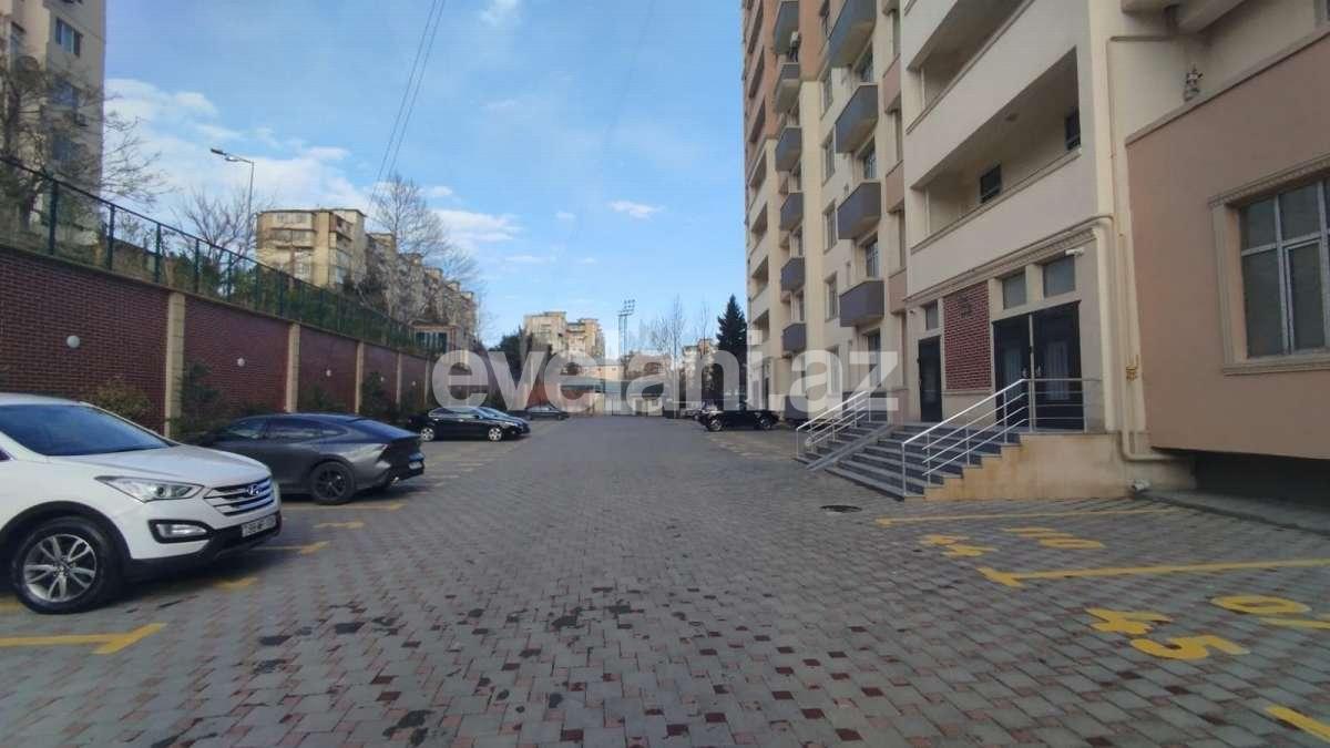 Satılır, yeni tikili, 2 otaqlı, 85 m², Bakı, Binəqədi r, 9-cu mikrorayon q, Memar Əcəmi m.