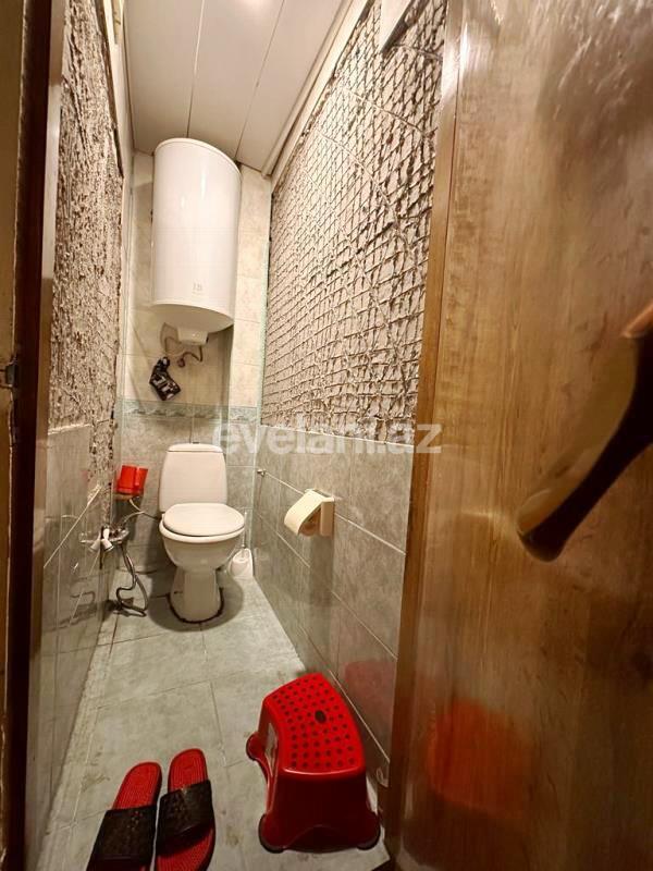 Satılır, köhnə tikili, 3 otaqlı, 70 m², Bakı, Nizami r, 8-ci kilometr q, Qara Qarayev m.