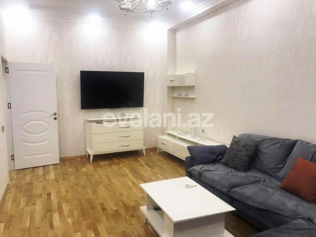 Satılır, yeni tikili, 2 otaqlı, 67 m², Bakı, Nizami r, Qara Qarayev m.