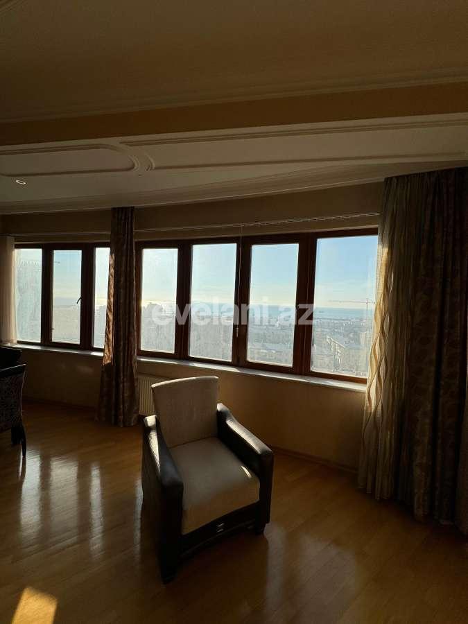 Satılır, yeni tikili, 3 otaqlı, 210 m², Bakı, Xətai r.