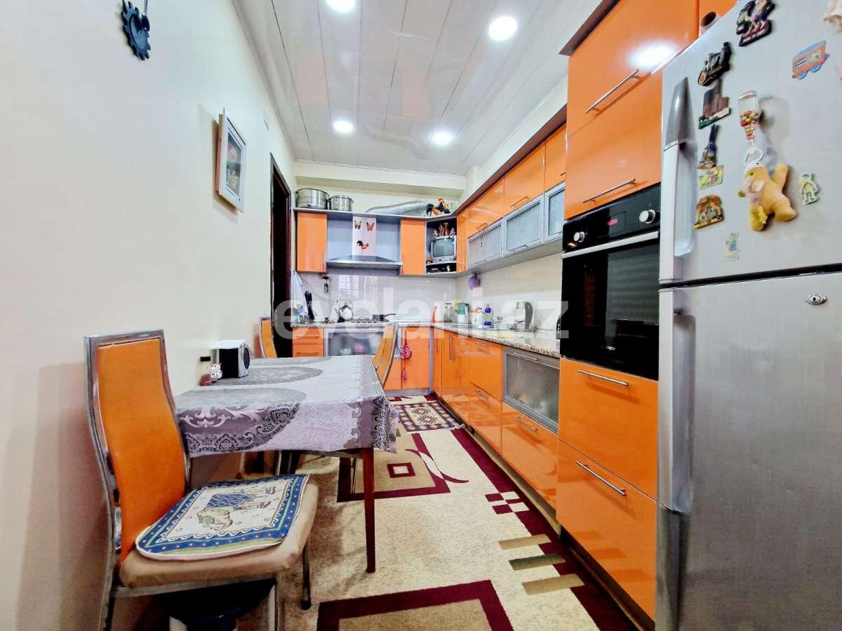 Satılır, yeni tikili, 4 otaqlı, 160.98 m², Bakı, Nizami r, Qara Qarayev m.