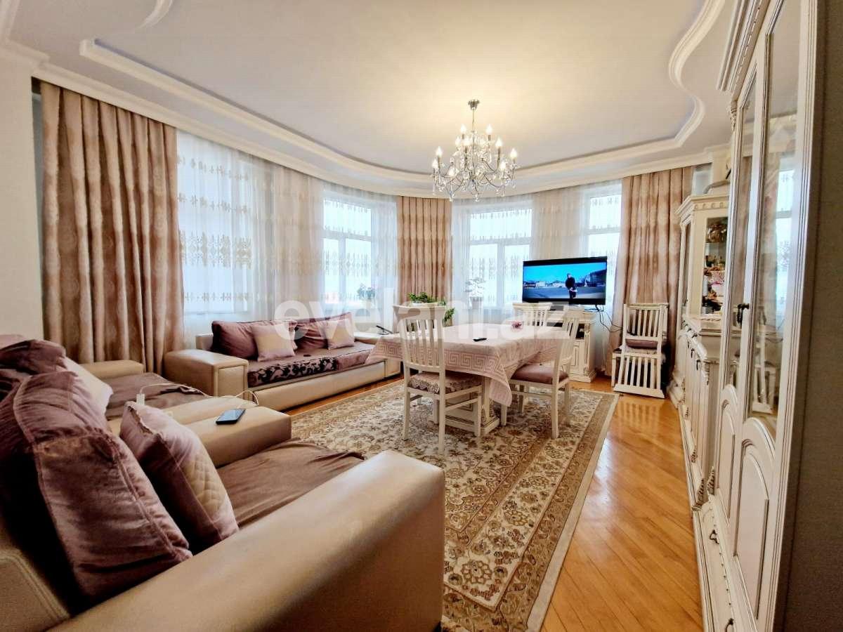 Satılır, yeni tikili, 4 otaqlı, 160.98 m², Bakı, Nizami r, Qara Qarayev m.