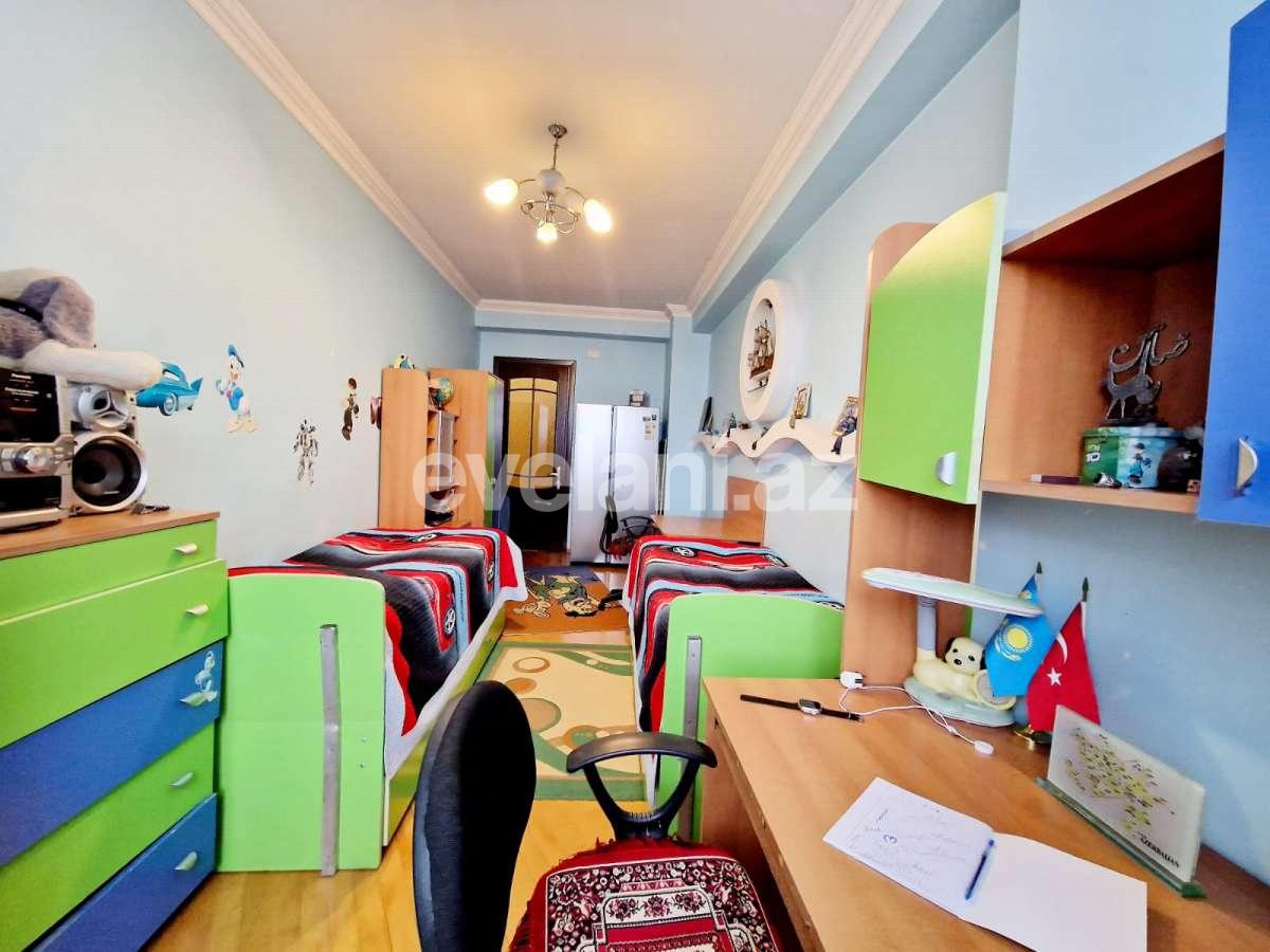 Satılır, yeni tikili, 4 otaqlı, 160.98 m², Bakı, Nizami r, Qara Qarayev m.