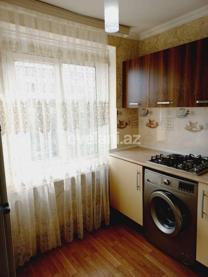 Kirayə verilir, köhnə tikili, 1 otaqlı, 35 m², Bakı, Yasamal r, Elmlər Akademiyası m.