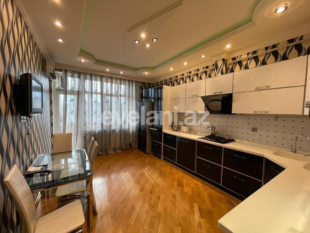 Kirayə verilir, yeni tikili, 3 otaqlı, 150 m², Bakı, Yasamal r, Yasamal q, Elmlər Akademiyası m.
