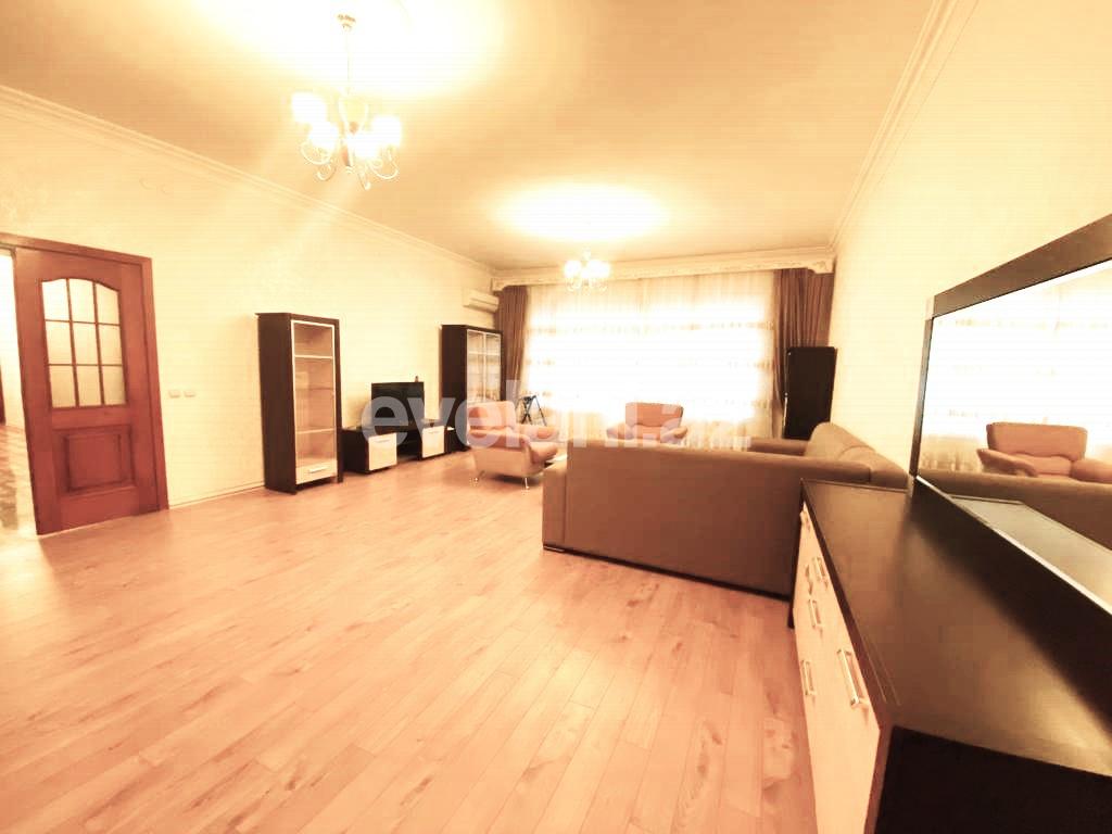 Kirayə verilir, yeni tikili, 4 otaqlı, 210 m², Bakı, Yasamal r, Yasamal q, Elmlər Akademiyası m.