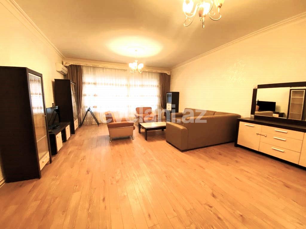 Kirayə verilir, yeni tikili, 4 otaqlı, 210 m², Bakı, Yasamal r, Yasamal q, Elmlər Akademiyası m.