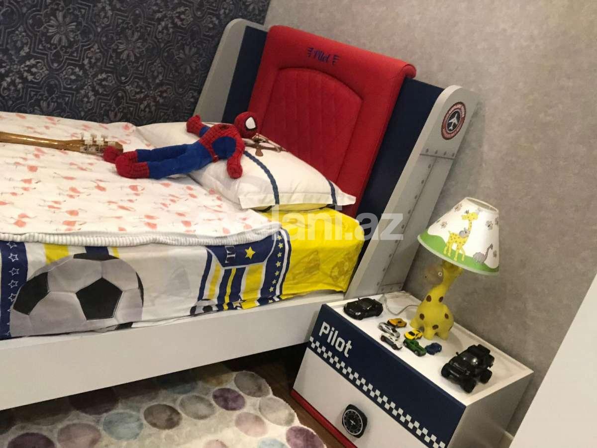 Kirayə verilir, yeni tikili, 4 otaqlı, 195.99 m², Bakı, Xətai r.