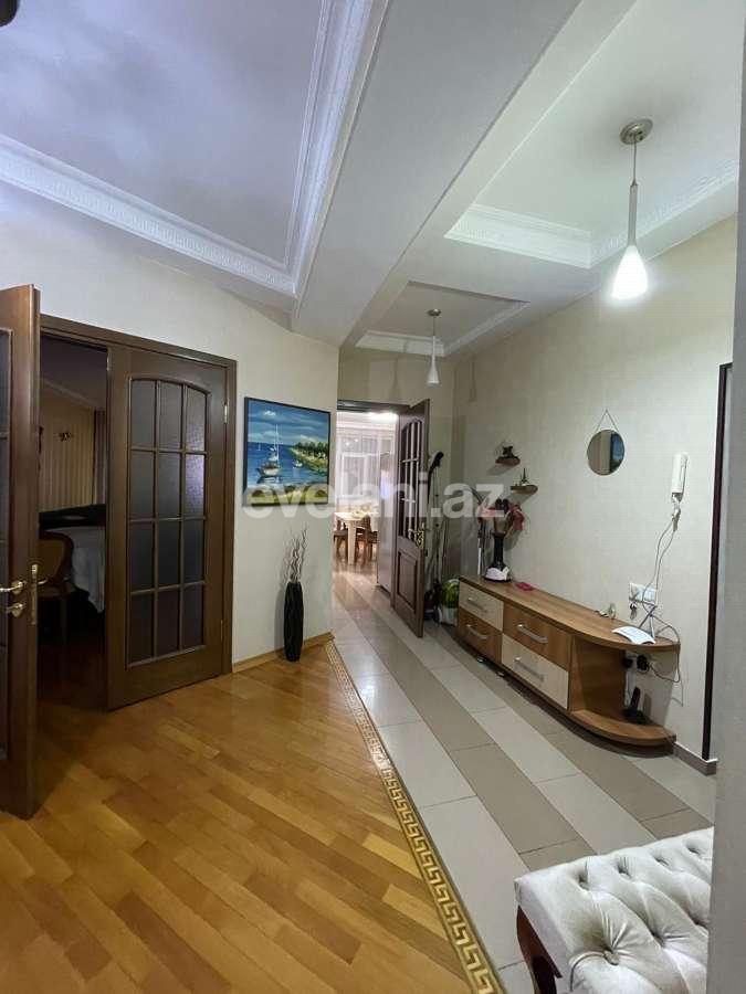 Satılır, yeni tikili, 3 otaqlı, 120 m², Bakı, Binəqədi r, 9-cu mikrorayon q, Memar Əcəmi m.