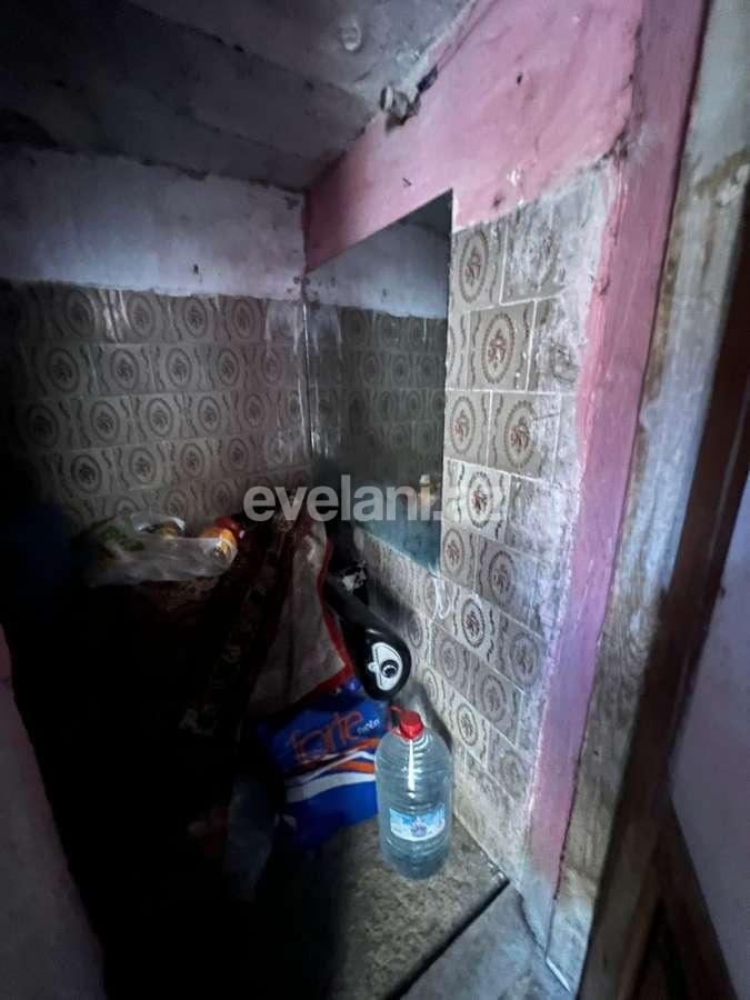 Satılır, həyət evi / bağ, 2 otaqlı, 56 m², Bakı, Yasamal r, Elmlər Akademiyası m.
