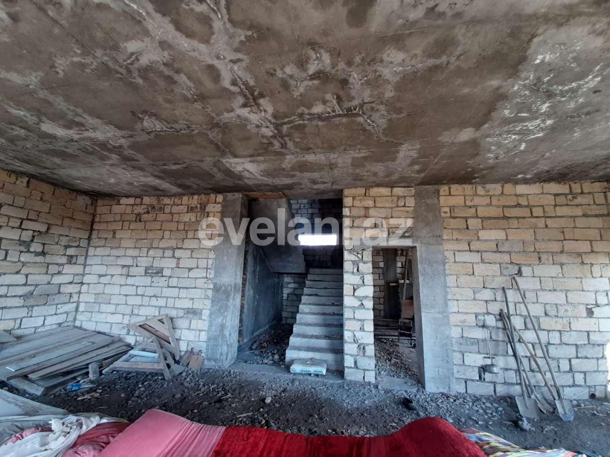 Satılır, yeni tikili, 6 otaqlı, 320 m², Şəki