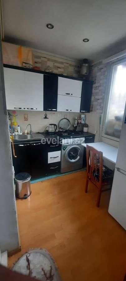 Satılır, köhnə tikili, 1 otaqlı, 35 m², Bakı, Nəsimi r, Memar Əcəmi m.