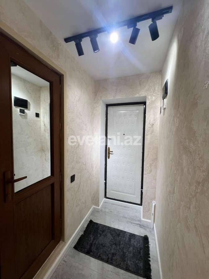 Satılır, köhnə tikili, 2 otaqlı, 37 m², Bakı, Yasamal r, Elmlər Akademiyası m.