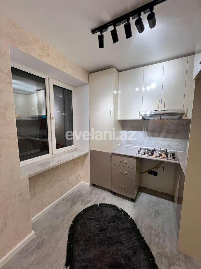 Satılır, köhnə tikili, 2 otaqlı, 37 m², Bakı, Yasamal r, Elmlər Akademiyası m.